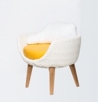 Плетене крісло зі штучного ротанга біле для дому та саду